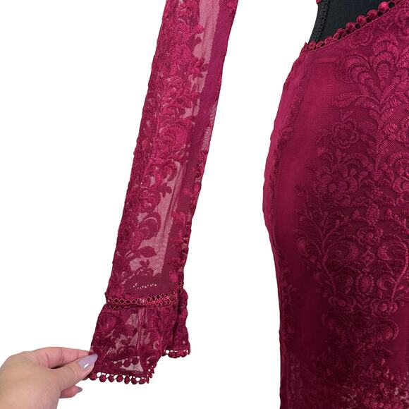 Whimsigoth Lace Open Back Flare Sleeve Gown Prom Gala Sultry Slinky Maxi Dress - Picture 6 of 11